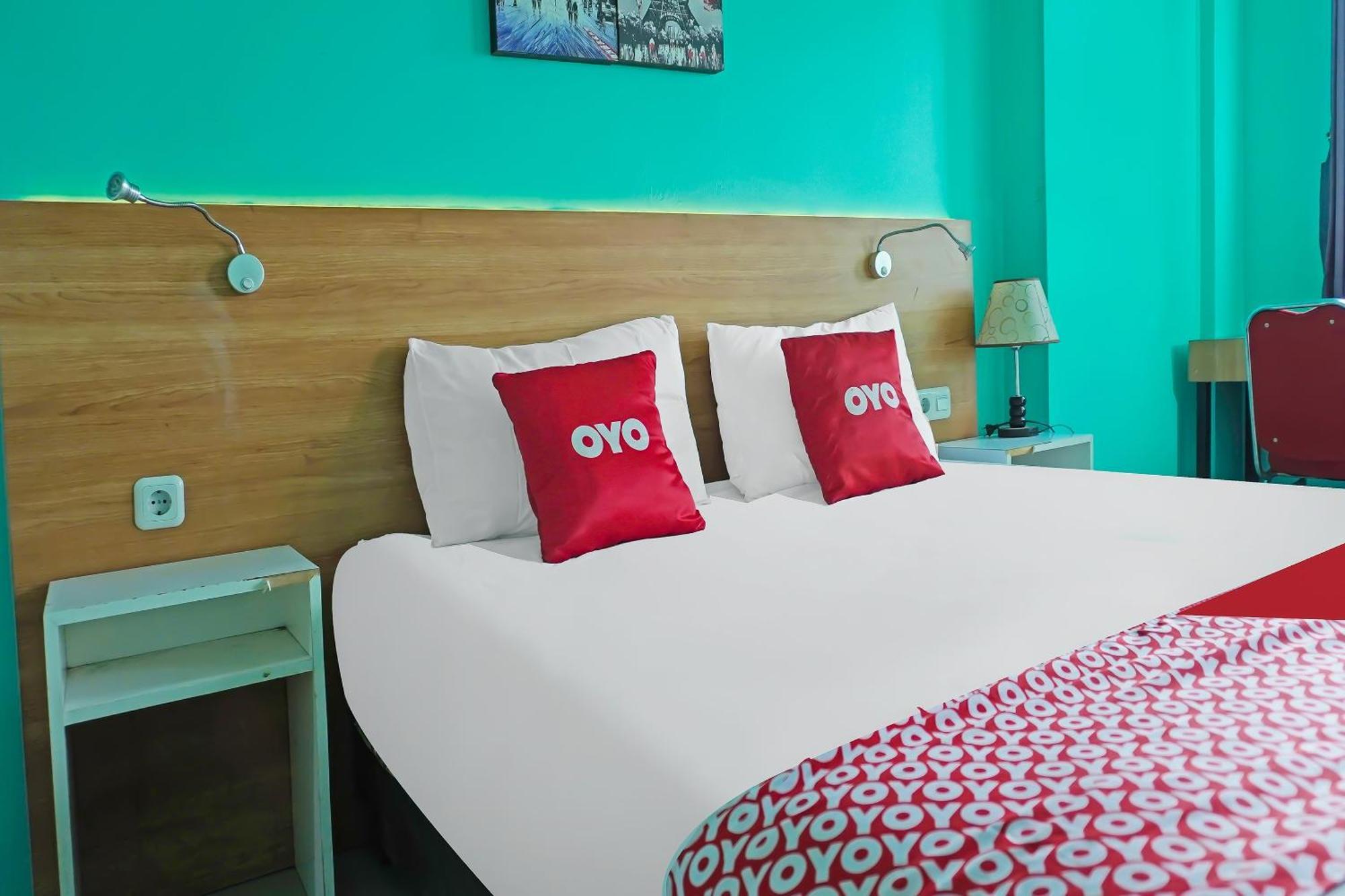 Oyo 90391 Gkitroom Karawang Dış mekan fotoğraf