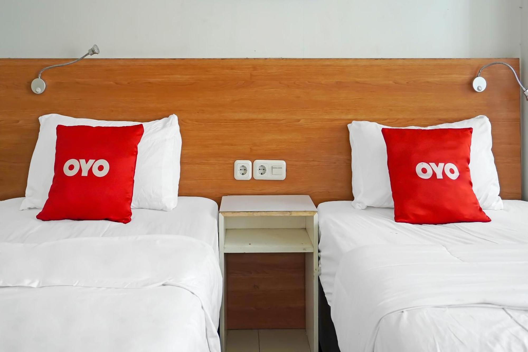 Oyo 90391 Gkitroom Karawang Dış mekan fotoğraf